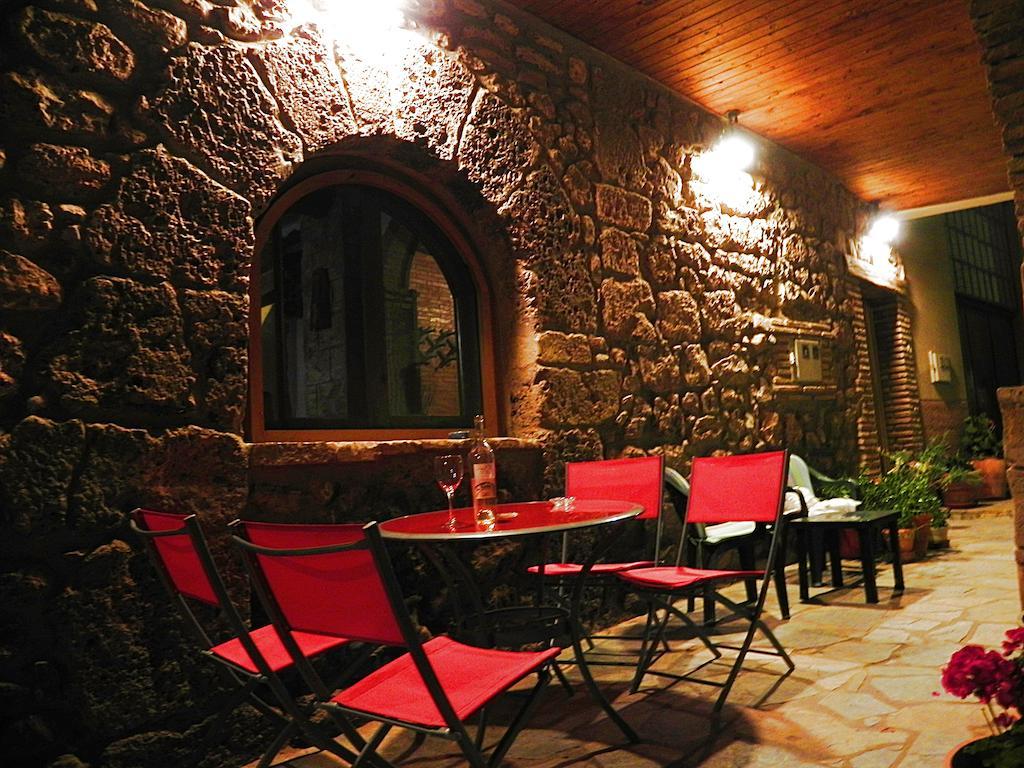 Domitila Rooms Clavijo Exterior foto